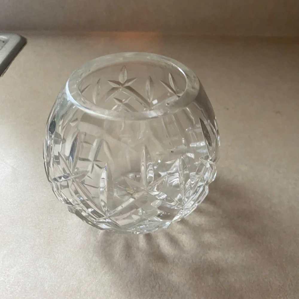 Crystal Rose Bowl Unknow Pattern Maker Stunning Design Pineapple Diamonds